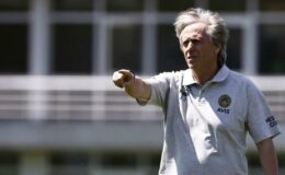 Beşiktaş derbisi öncesi Fenerbahçe’ye 2 kötü haber birden