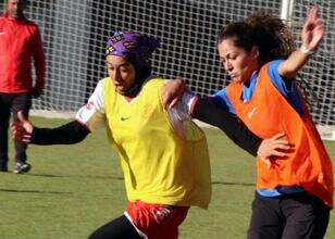 İşitme Engelli Kadın Futbol Milli Takımı, Erciyes’te hazırlanıyor