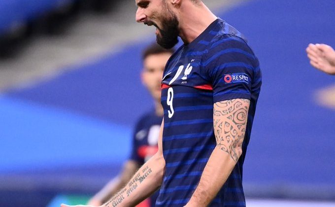 Olivier Giroud, Henry’i yakaladı