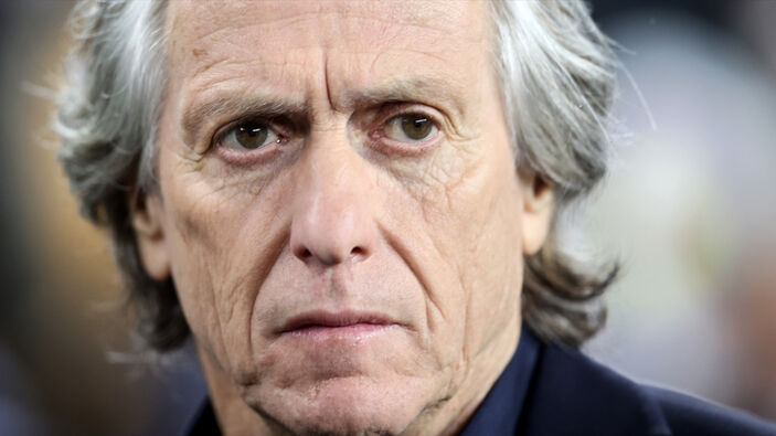 Fenerbahçe’nin hocası Jorge Jesus kariyerinde ilk kez son 16 turunu geçemedi