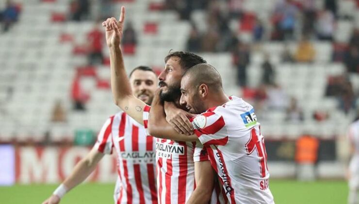 Jehezkel atıyor, Antalyaspor kazanıyor