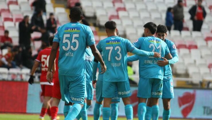 Beş gollü maçta Sivasspor turladı